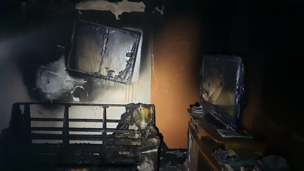 casal de idosos salvos - imagem